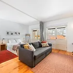 Porto Historical City Center Apartment